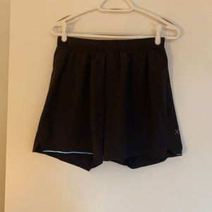 BARRYS x Lululemon running short